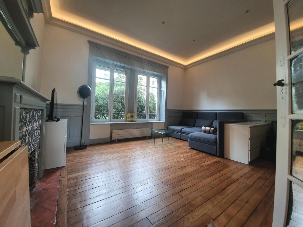 Charmant T1 Hypercentre 100M Grand Plage Apartment เบียริตซ์ ภายนอก รูปภาพ